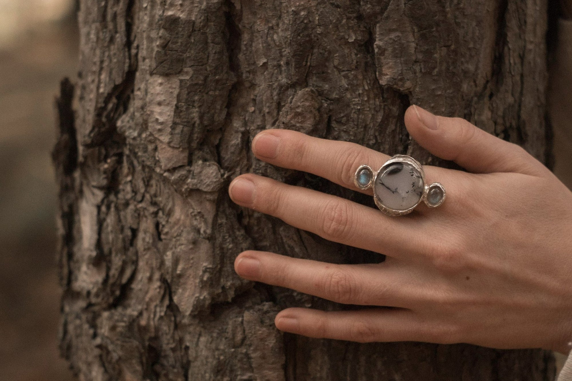 Equilibrio - Grete Schieder - art and jewelry