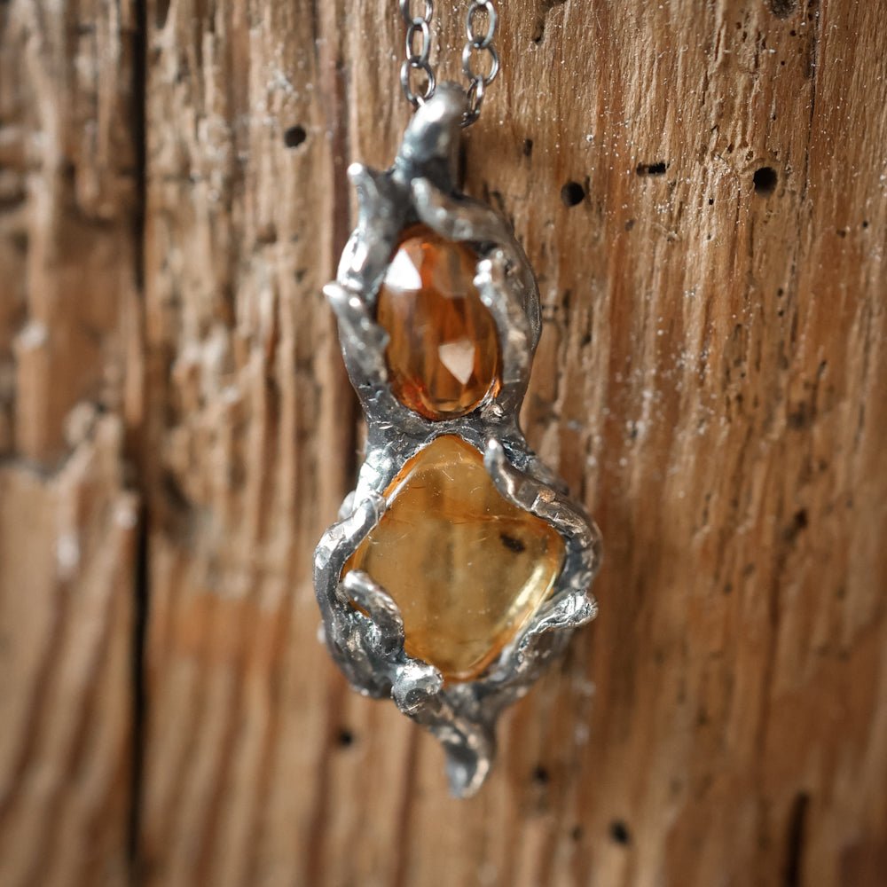 Ciondolo con ambra e quarzo citrino - Grete Schieder - art and jewelry