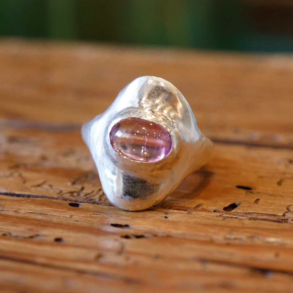 Anello con tormalina rosa - Grete Schieder - art and jewelry