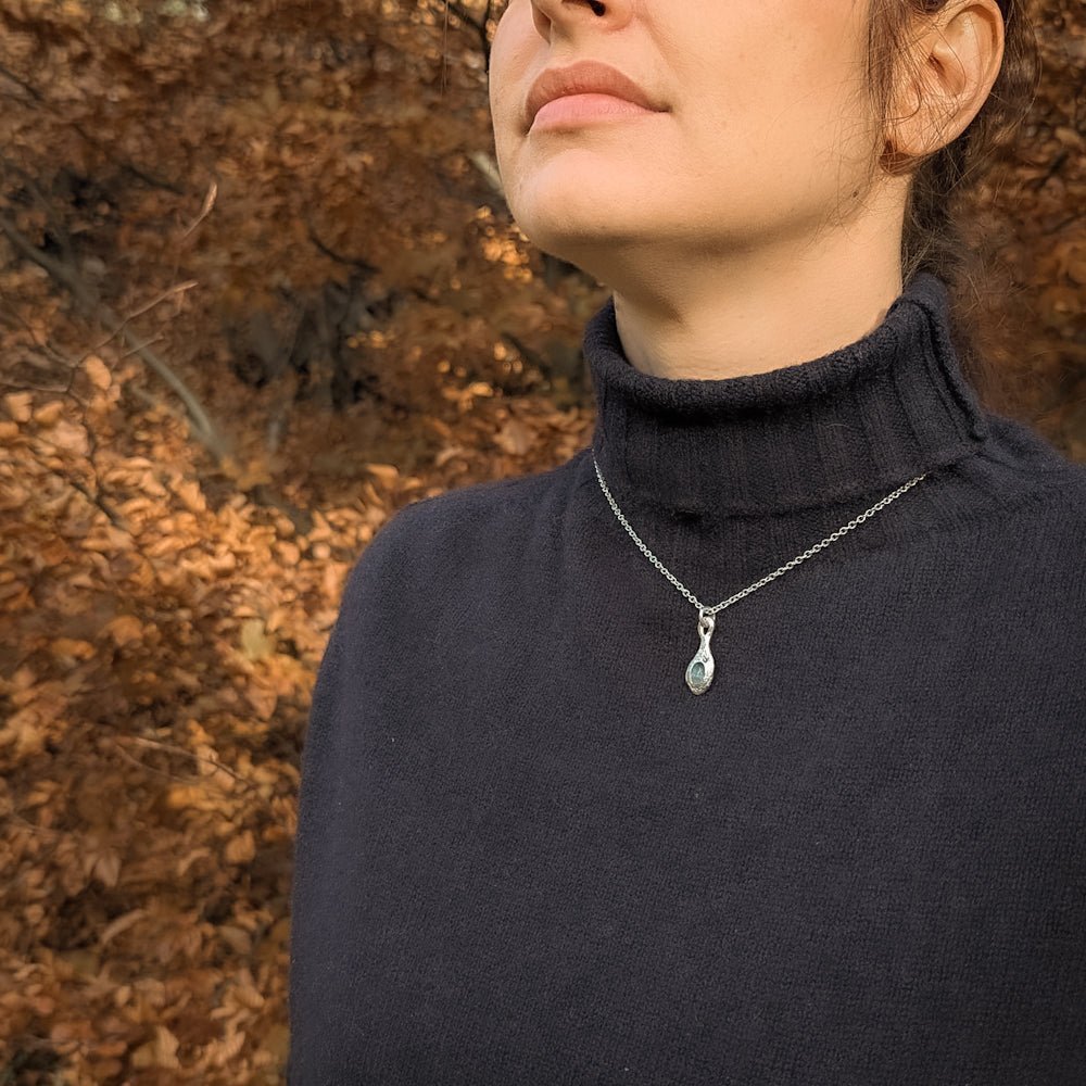 Ciondolo piccolo con acquamarina - Grete Schieder - art and jewelry