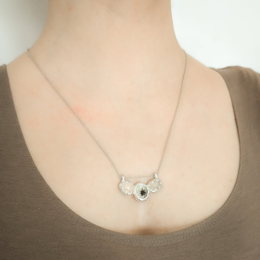 Collana con morganiti e quarzo dendritico - Grete Schieder - art and jewelry