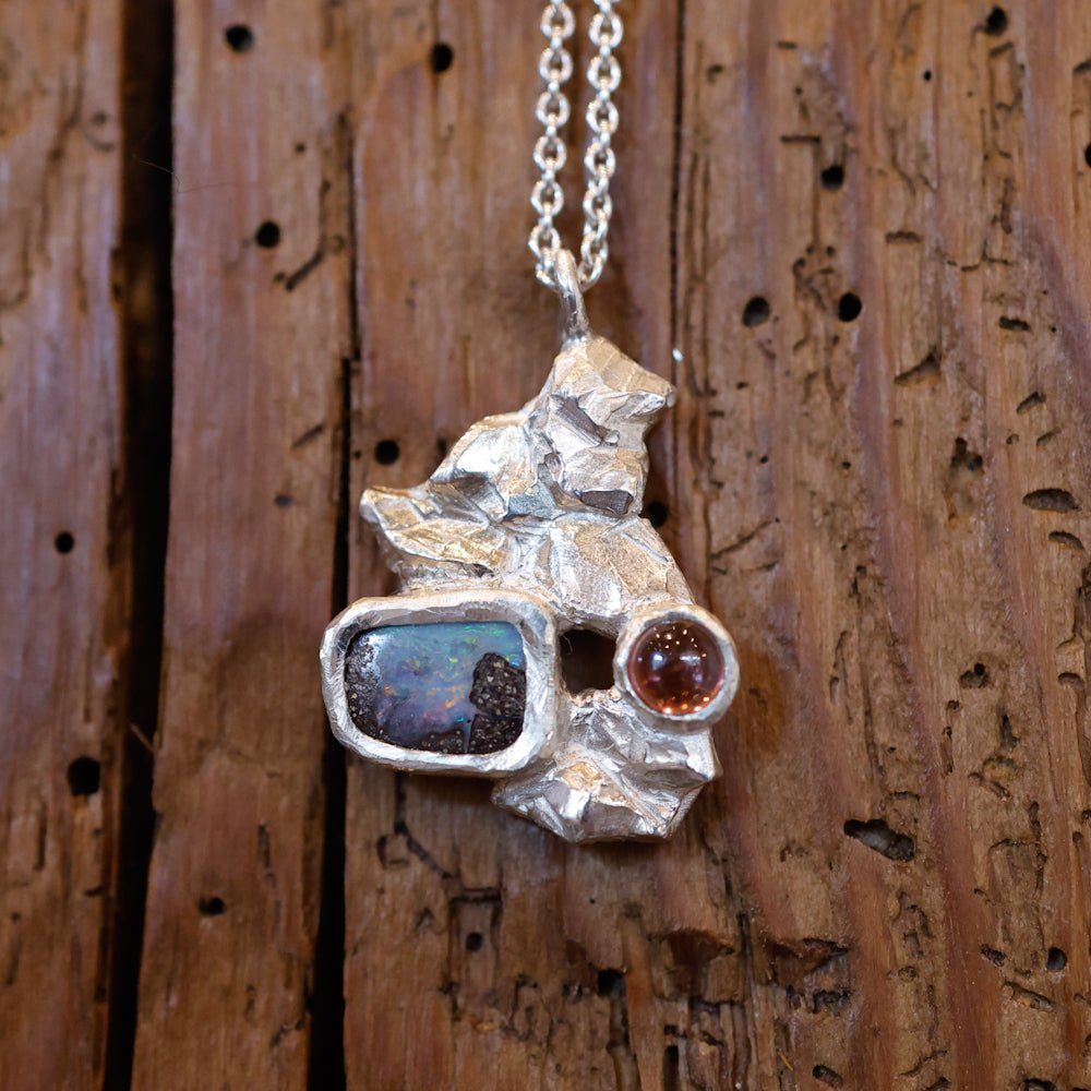 Collana con opale boulder e tormaline - Frammenti 1 - Grete Schieder - art and jewelry