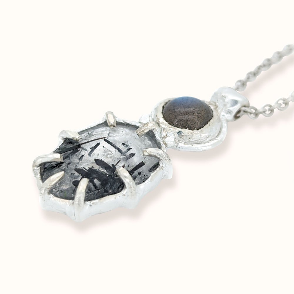 Collana con quarzo tormalinato e labradorite - Grete Schieder - art and jewelry